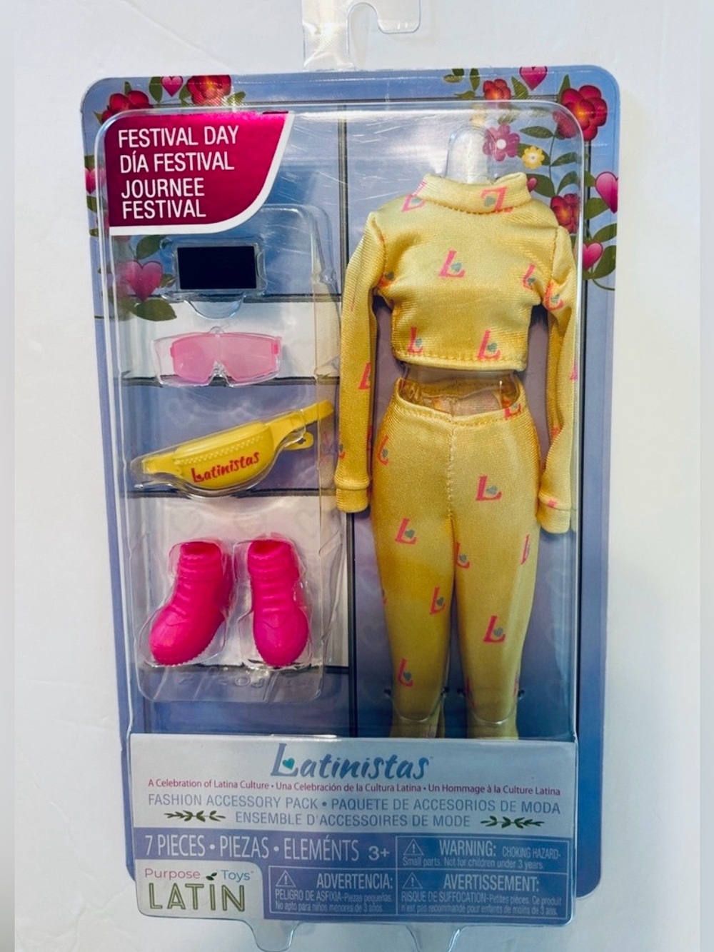 Latinistas doll outfit with accessories brand new